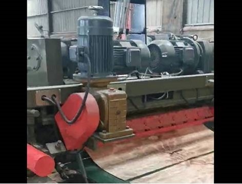 Eucalyptus wood 4FT veneer peeling machine in China